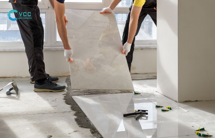 Quá trình vận chuyển gạch khi ốp lát cần cẩn thận
