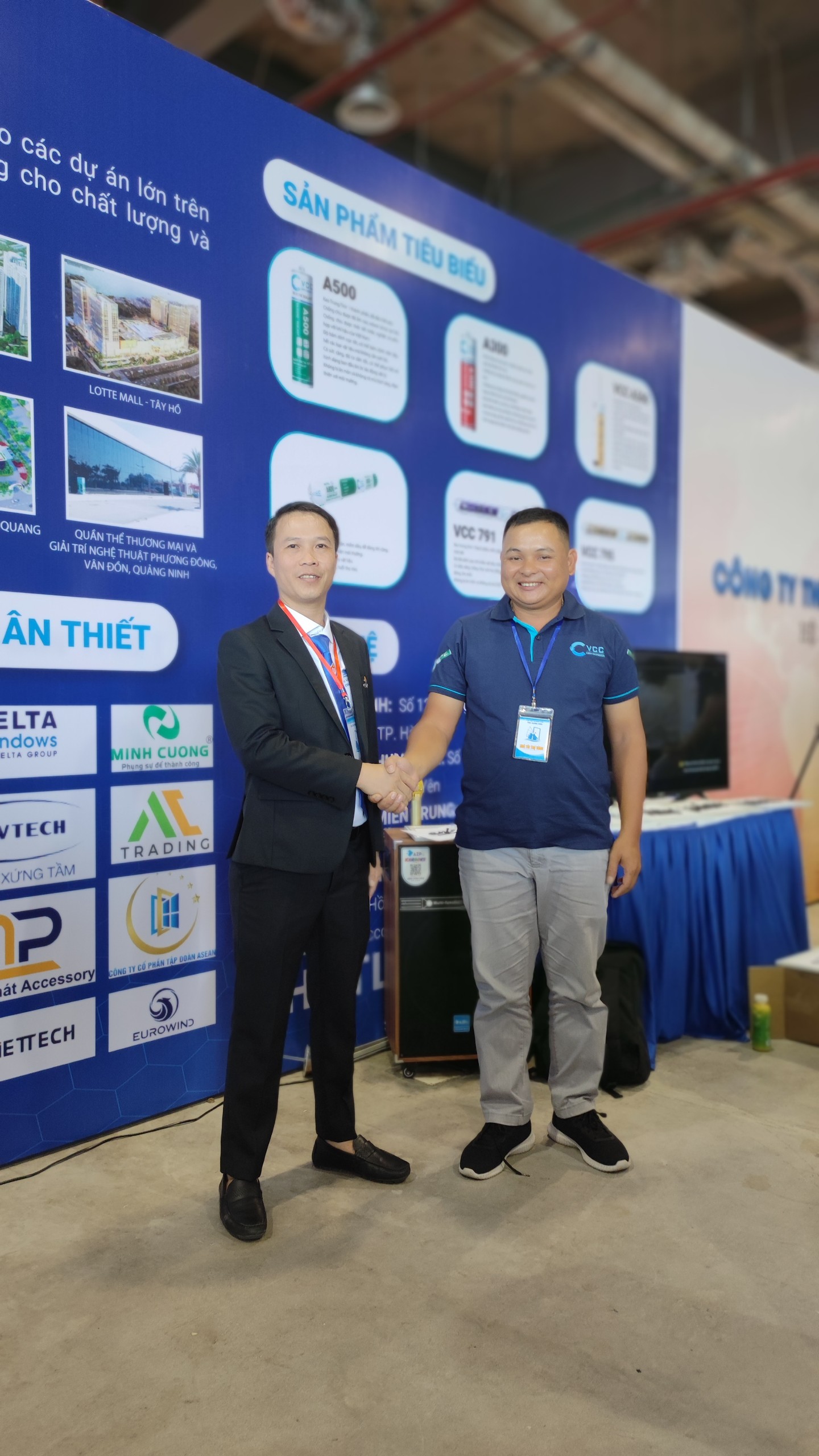 Hé lộ các sản phẩm chủ đại tại VCC trong sự kiện ra mắt Hội ngành cửa Quảng Ninh